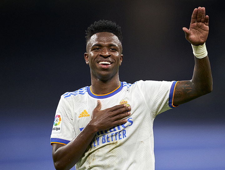 萨哈论曼联引援与卡里克转正前景